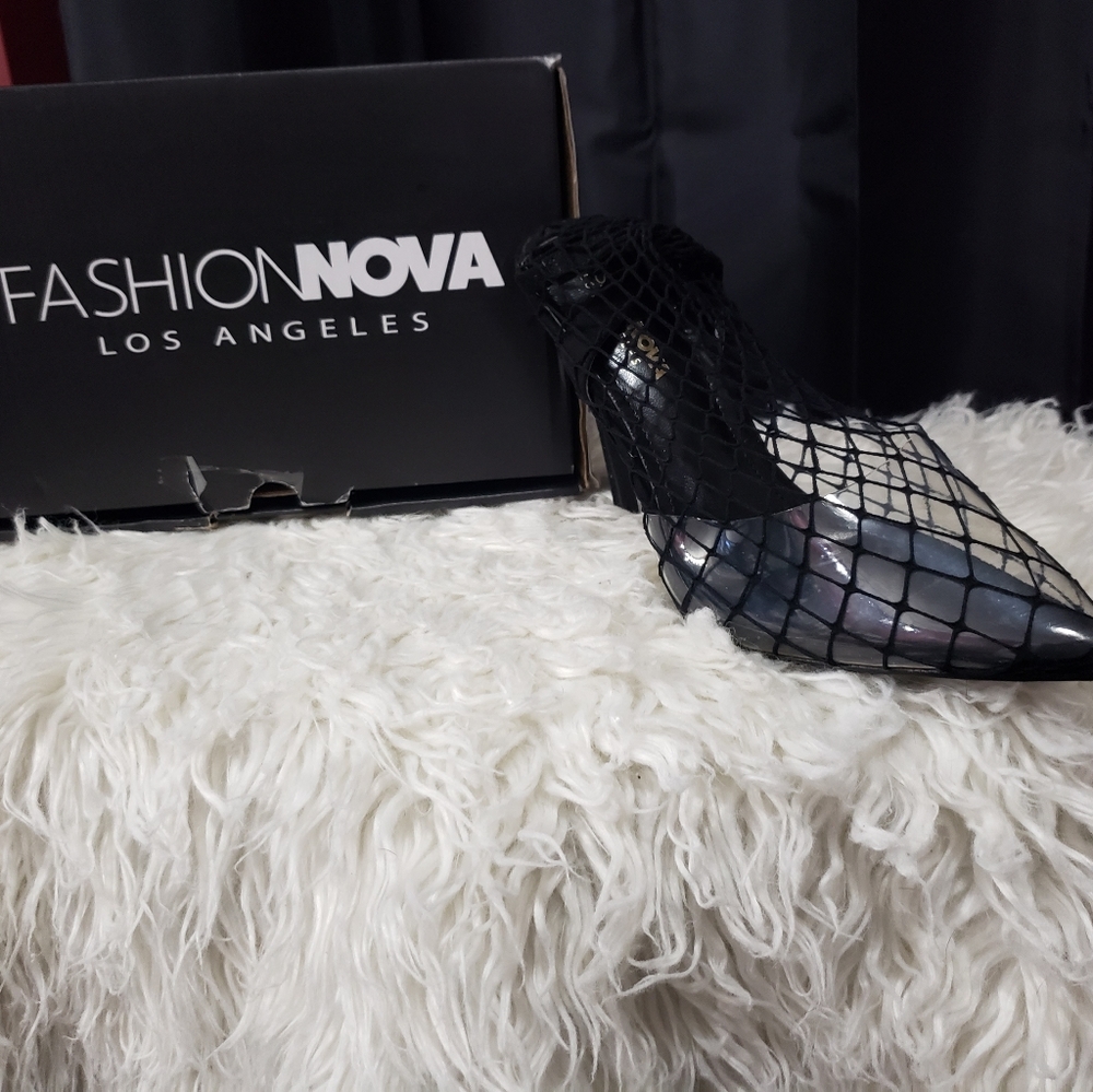 Womens shoes